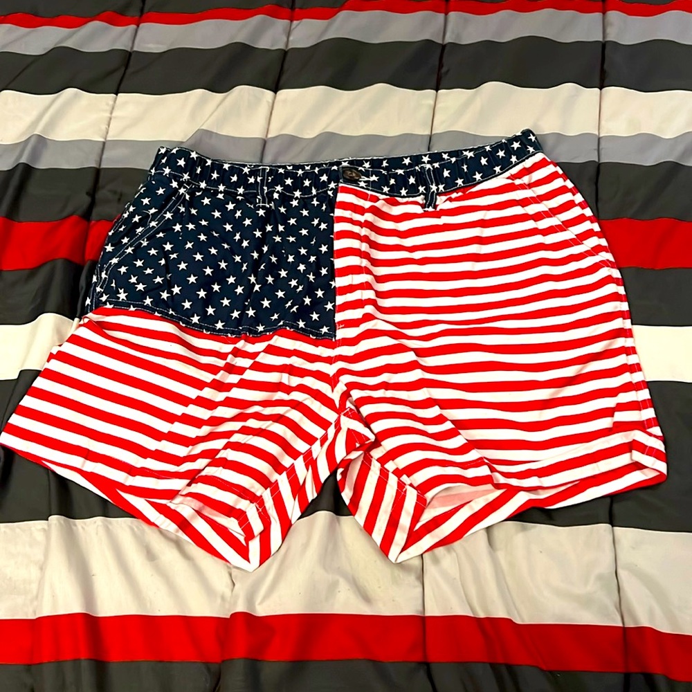 Chubbies “The ‘Mericas” 5.5” Shorts, Size XL